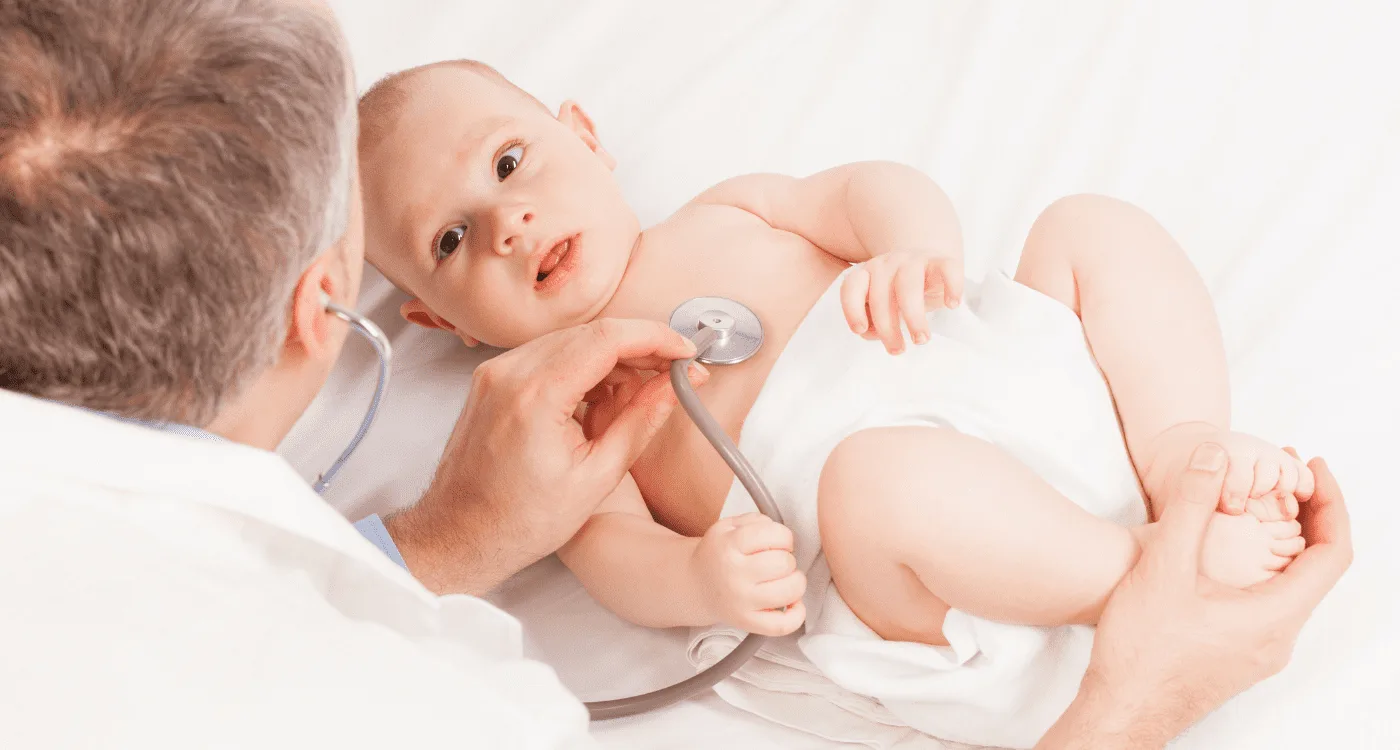 ¿Qué especialista trata la ictericia neonatal?
